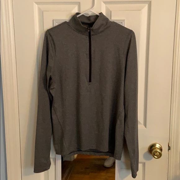 Workout pullover - Picture 7 of 8